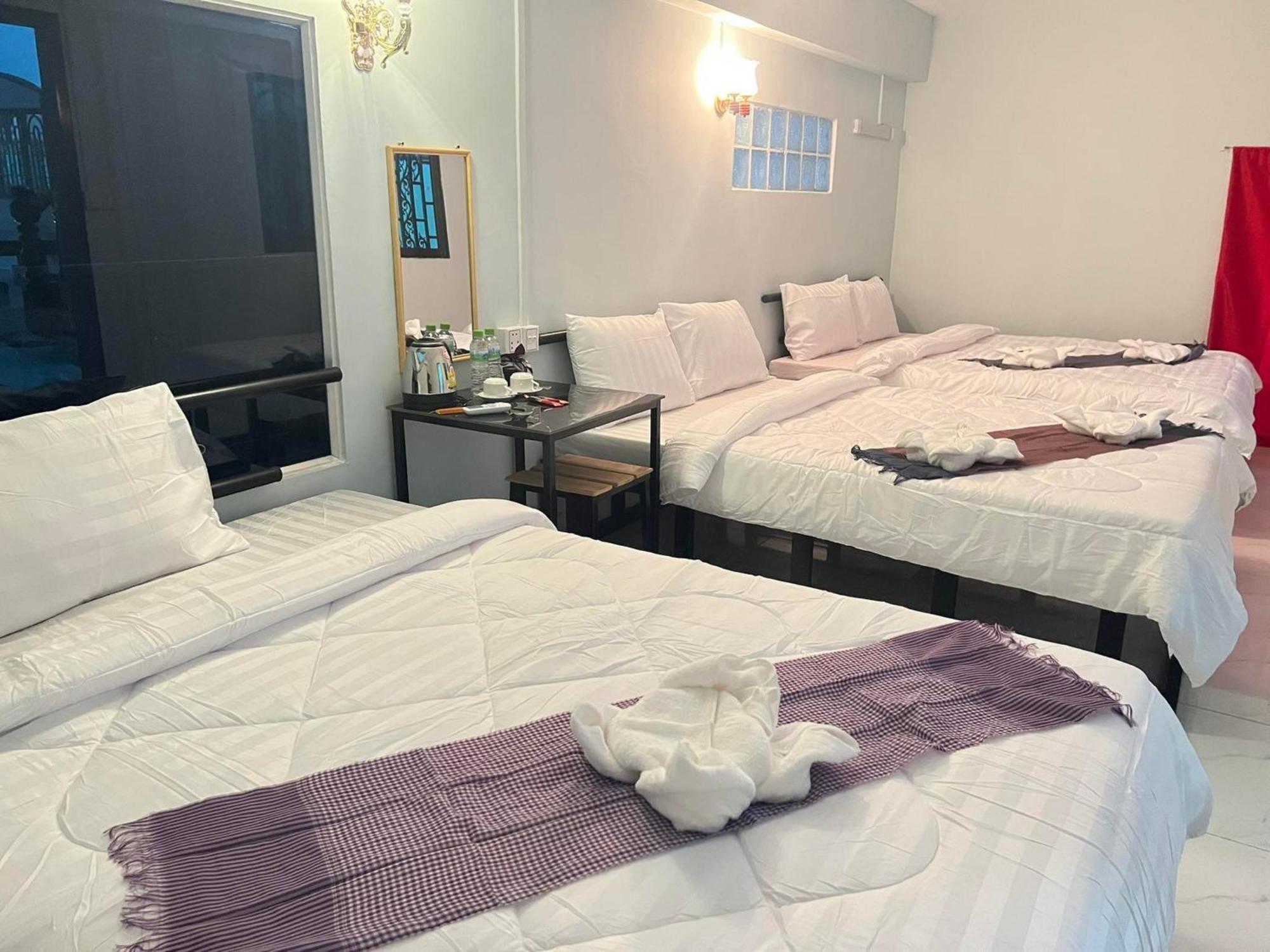 Lotus Blanc Village Holiday home Battambang